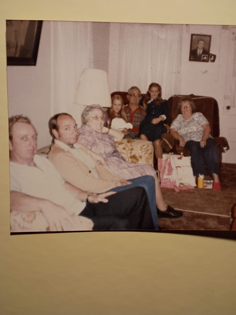Bird/Strouhal Family