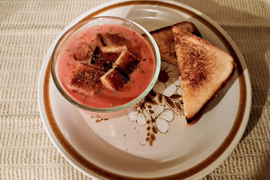 Tomato soup with a grilled cheese